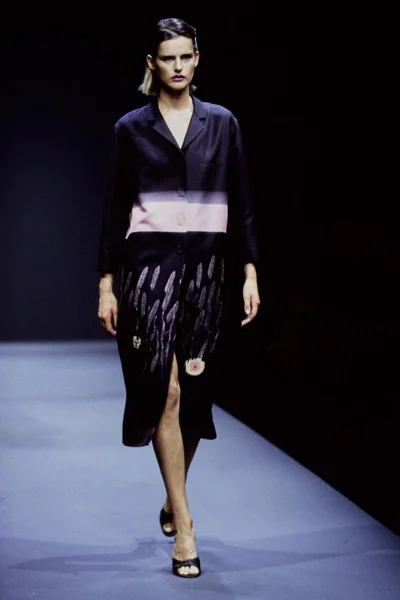 Look 49
